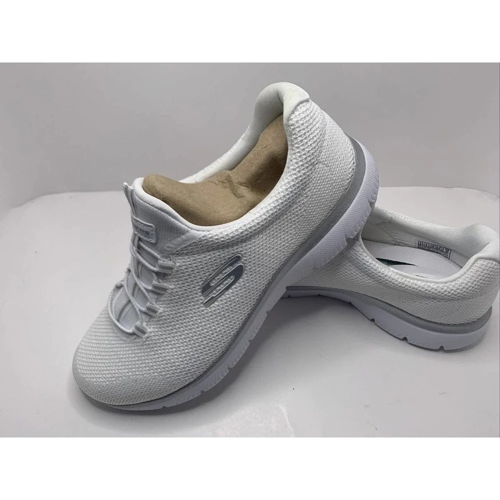 Skechers Women's Gratis-Strolling Sneaker, White/Silver, WIDE FIT, NEW 9.5
